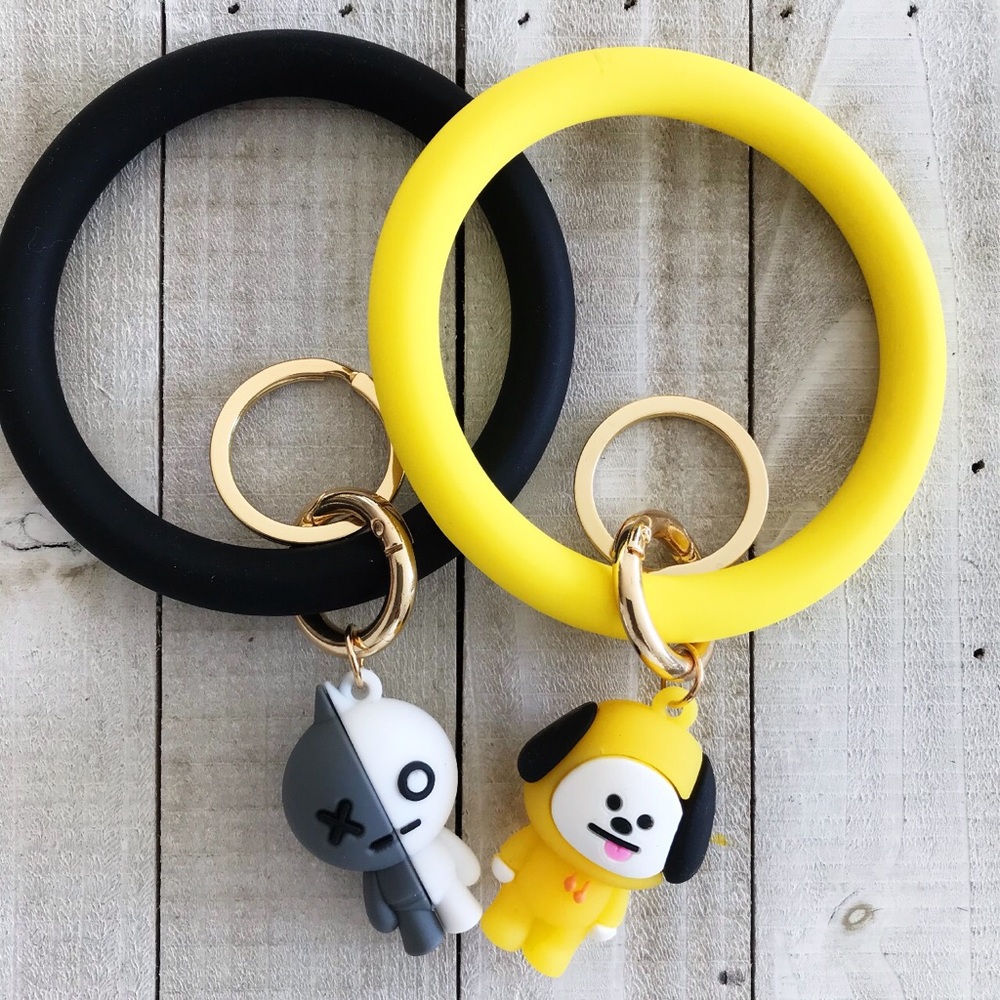 Yellow Characters KeyChain Bangle - Picture 1 of 2